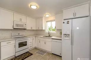 8802 8th Ave W, Everett, WA 98204 - Photo 16