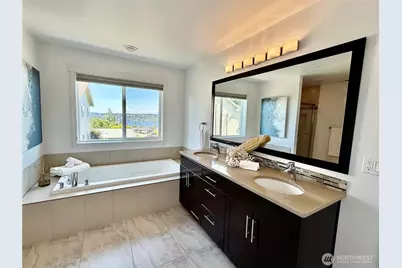 7426 S 114th St, Seattle, WA 98178 - Photo 16