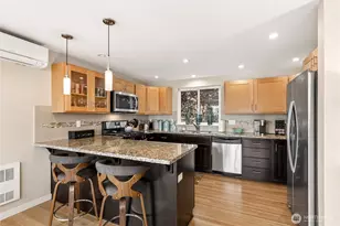 4318 Greenwood Ave N, Seattle, WA 98103 - Photo 12