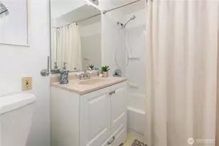 3772 78th Ave SE, Mercer Island, WA 98040 - Photo 18