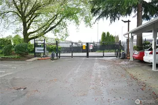 215 SW 100th St, Everett, WA 98201 - Photo 6