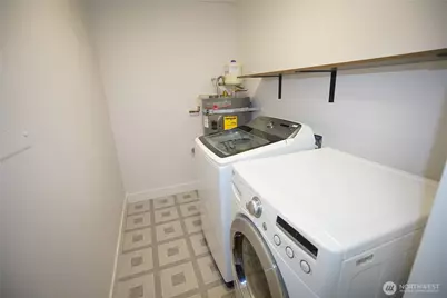 215 SW 100th Street #B-102, Everett, WA 98201 - Photo 16