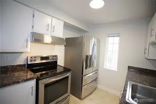 215 SW 100th St, Everett, WA 98201 - Photo 20
