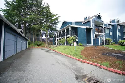 215 SW 100th Street #B-102, Everett, WA 98201 - Photo 4