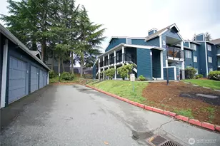 215 SW 100th St, Everett, WA 98201 - Photo 4