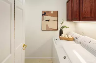 2565 Dexter Ave N, Seattle, WA 98109 - Photo 34