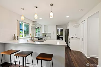 10710 126th Place NE, Kirkland, WA 98033 - Photo 16