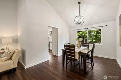 10710 126th Place NE, Kirkland, WA 98033 - Photo 10
