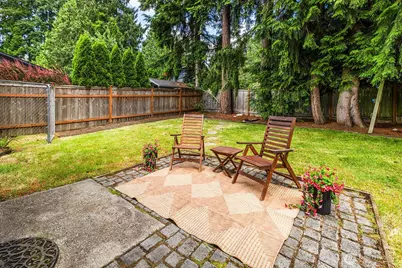 10710 126th Place NE, Kirkland, WA 98033 - Photo 32
