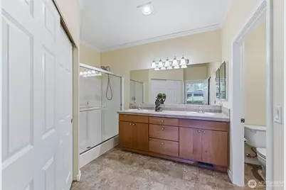 24563 NE Vine Maple Way, Redmond, WA 98053 - Photo 16