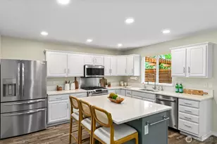 1706 NE 27th Pl, Renton, WA 98056 - Photo 10