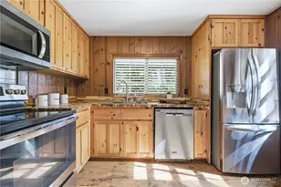 13013 224th St E, Graham, WA 98338 - Photo 16