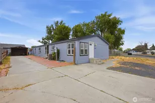 1702 W Bemis St, Moses Lake, WA 98837 - Photo 1