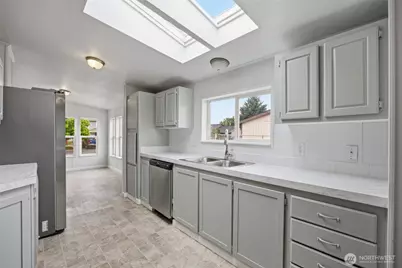 1702 W Bemis Street, Moses Lake, WA 98837 - Photo 8