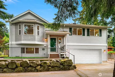 19811 Wallingford Avenue N, Shoreline, WA 98133 - Photo 4