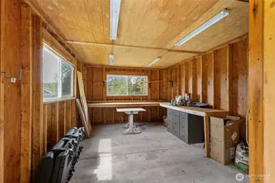 21275 Indianola Road NE, Poulsbo, WA 98370 - Photo 36