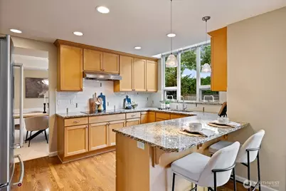 6041 118th Avenue SE, Bellevue, WA 98006 - Photo 10