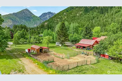 12786 Shore Street, Leavenworth, WA 98826 - Photo 2