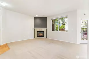 13000 Admiralty Way, Everett, WA 98204 - Photo 2