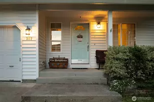 302 Pine St, Woodland, WA 98674 - Photo 38