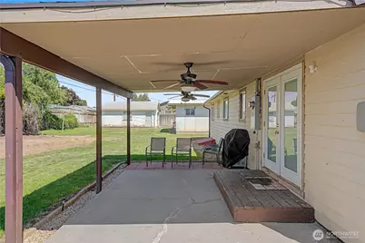 4294 Joann Drive NE, Moses Lake, WA 98837 - Photo 22