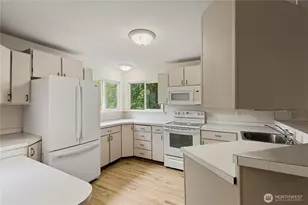 2012 Jackson Dr NW, Bremerton, WA 98312 - Photo 16