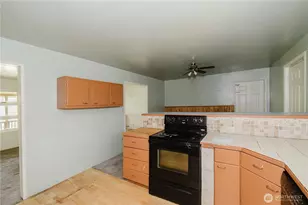 41 NE Salty Dr, Belfair, WA 98528 - Photo 14