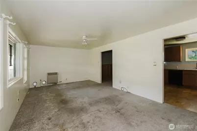 41 NE Salty Drive, Belfair, WA 98528 - Photo 4