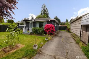 3415 9th St, Bremerton, WA 98312 - Photo 2