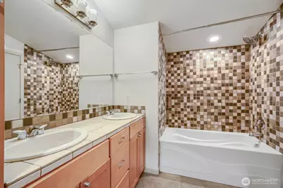 5015 37th Avenue S #B, Seattle, WA 98118 - Photo 10