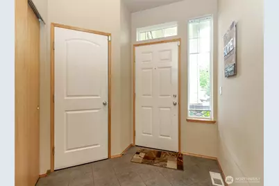 18118 SE 247th Street, Covington, WA 98042 - Photo 4