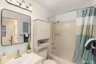 280 Newport Wy NW NW #B15, Issaquah, WA 98027 - Photo 24