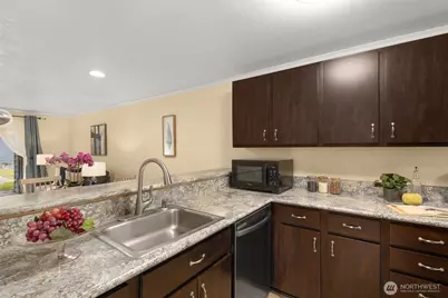 280 Newport Wy NW NW #B15, Issaquah, WA 98027 - Photo 14