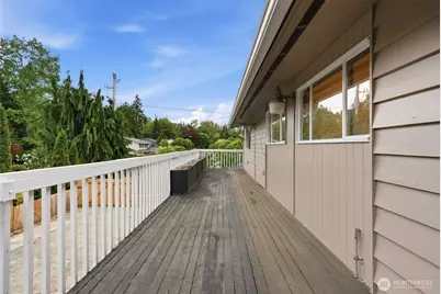 7801 NE 133rd Place, Kirkland, WA 98034 - Photo 34
