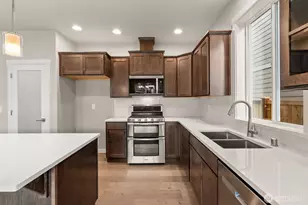 9011 Wyatt Ct SE, Tumwater, WA 98501 - Photo 8
