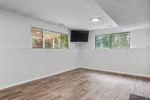 1855 Front Ave W, Bremerton, WA 98312 - Photo 18