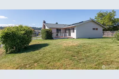 872 E Spruce Street, Sequim, WA 98382 - Photo 6