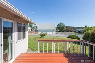 872 E Spruce St, Sequim, WA 98382 - Photo 10