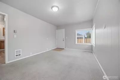 2119 Walnut Street #C, Everett, WA 98201 - Photo 8