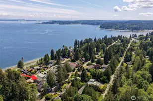 19097 Angeline Ave NE, Suquamish, WA 98392 - Photo 2