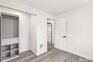 3425 NE 7th Pl, Renton, WA 98056 - Photo 12