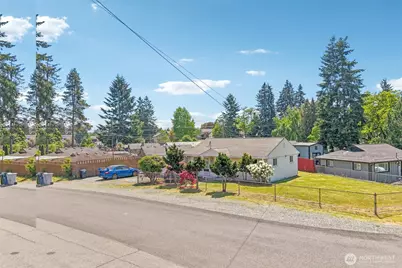 3425 NE 7th Place, Renton, WA 98056 - Photo 26