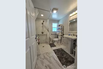 7826 Rainier Drive #A, Everett, WA 98203 - Photo 6