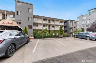 400 Melrose Ave E, Seattle, WA 98102 - Photo 28