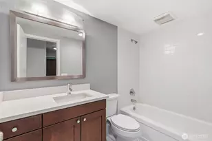 400 Melrose Ave E, Seattle, WA 98102 - Photo 20