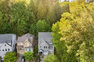 16159 SE 51st Pl, Bellevue, WA 98006 - Photo 2