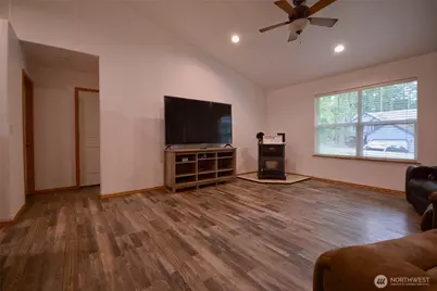 18431 Rampart Drive SE, Yelm, WA 98597 - Photo 8