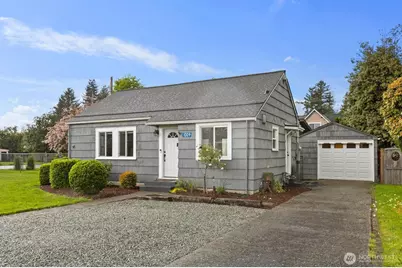 1009 E Orange Avenue, Burlington, WA 98233 - Photo 2