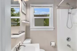 1009 E Orange Ave, Burlington, WA 98233 - Photo 16