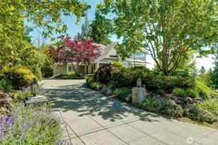 502 95th Ave NE, Bellevue, WA 98004 - Photo 2